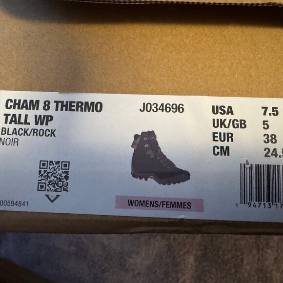 Merrell Women's Chameleon 8 Thermo Tall Hiking Winter Boots, black, size 7.5 - Picture 4 of 4